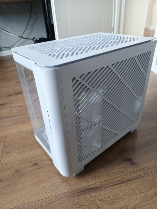 Carcasa Montech King 95 White Alba cu set 6 ventilatoare ARGB