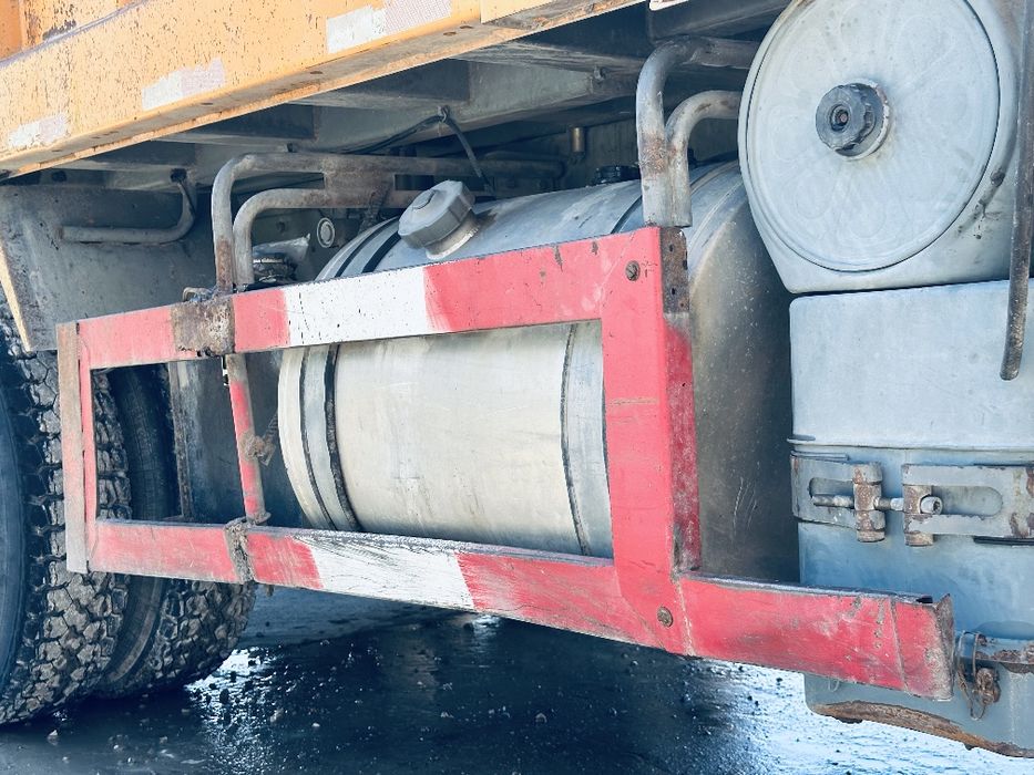 Howo SINOTRUK sotiladi