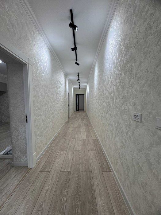 Сергели.Мунаввар Файз махалляси. 2.2сотихда 4хонали шинам уй сотаман .