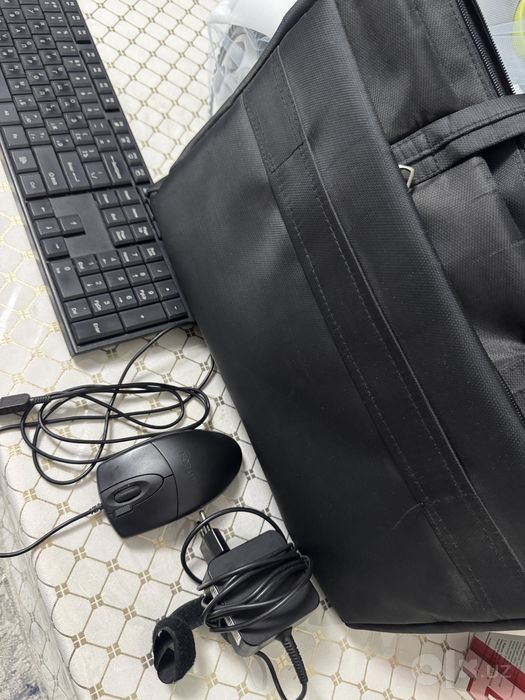 Lenovo notebook sotiladi