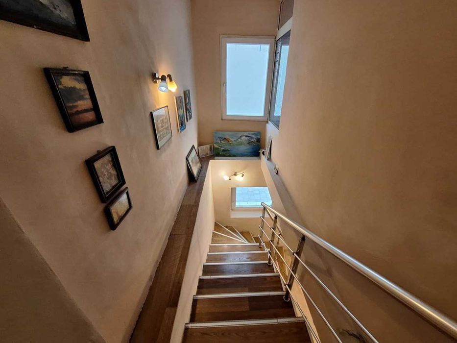 Дава се под наем Тристаен апартамент в Пловдив, Христо Смирненски - 100 кв.м за 600 € - Снимка #3