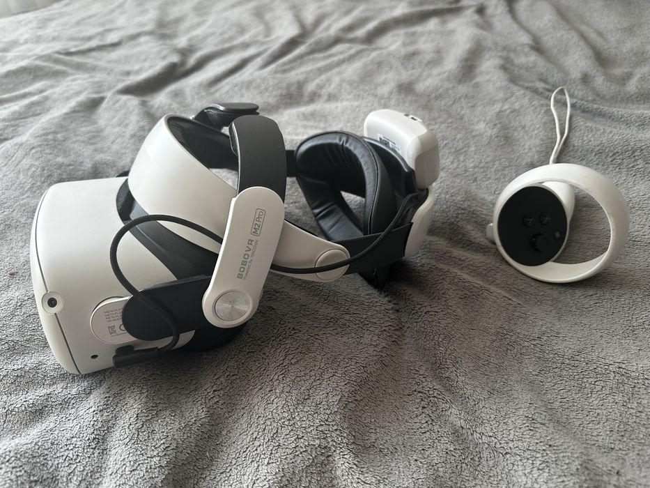 Продам VR-очки Meta Quest 2