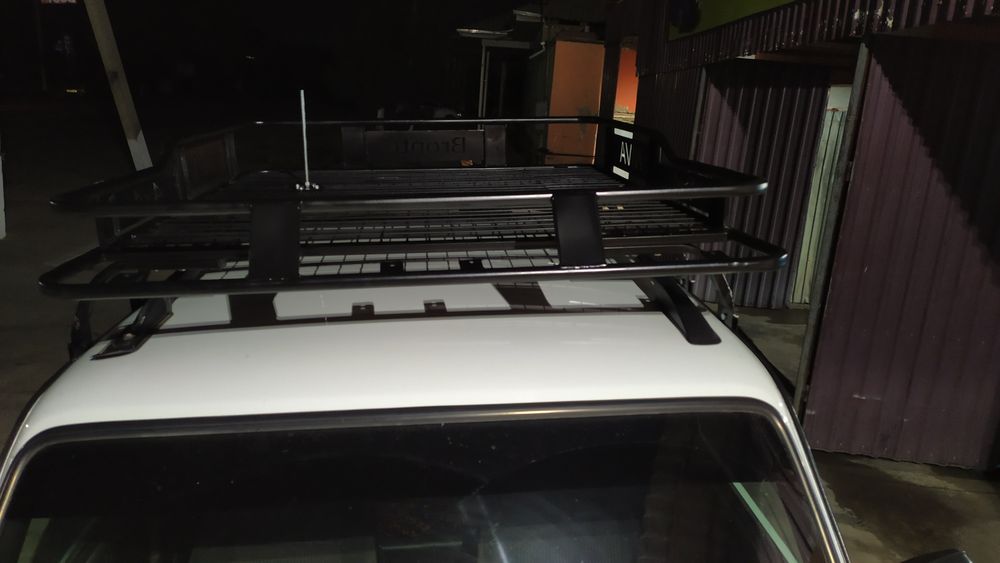 Niva мошинасини томига экспедиционный автобагажник