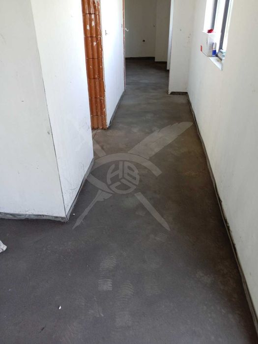 Продава се двуетажна къща в с. Марково! 95897