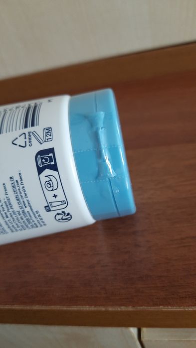 Crema Cerave SA smoothing