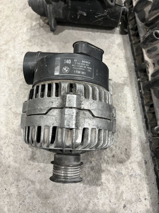 Продам запчасть на бив е34