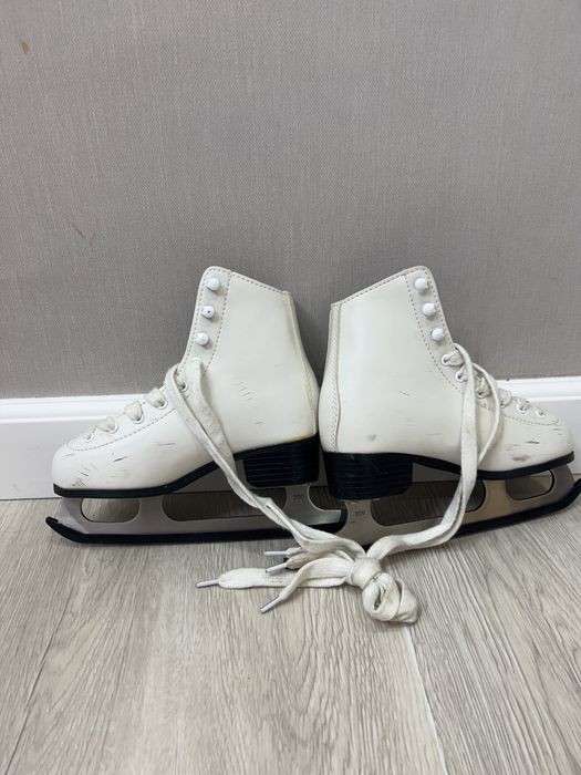 Детские коньки