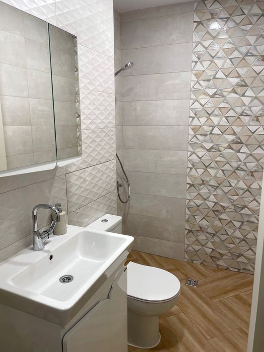 Дава се под наем Тристаен апартамент в Ловеч, Широк център - 80 кв.м за 398.82 € - Снимка #16