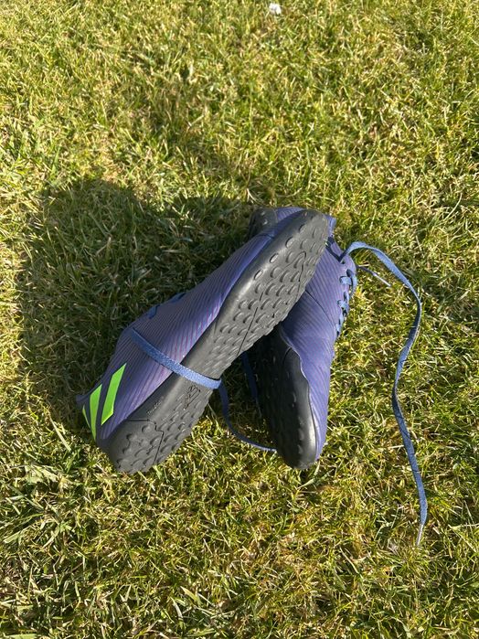 Футболни обувки Adidas