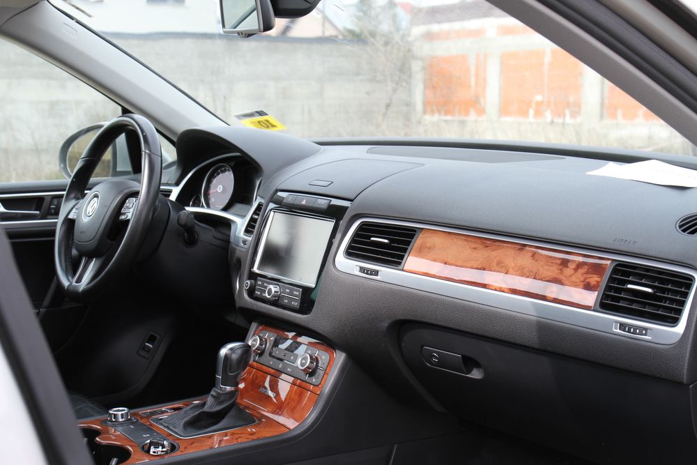 Volkswagen touareg hybrid