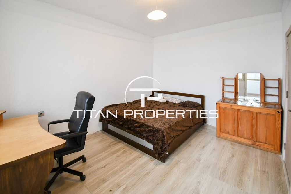 Дава се под наем Тристаен апартамент в София, Зона Б-18 - 75 кв.м за 550 € - Снимка #3