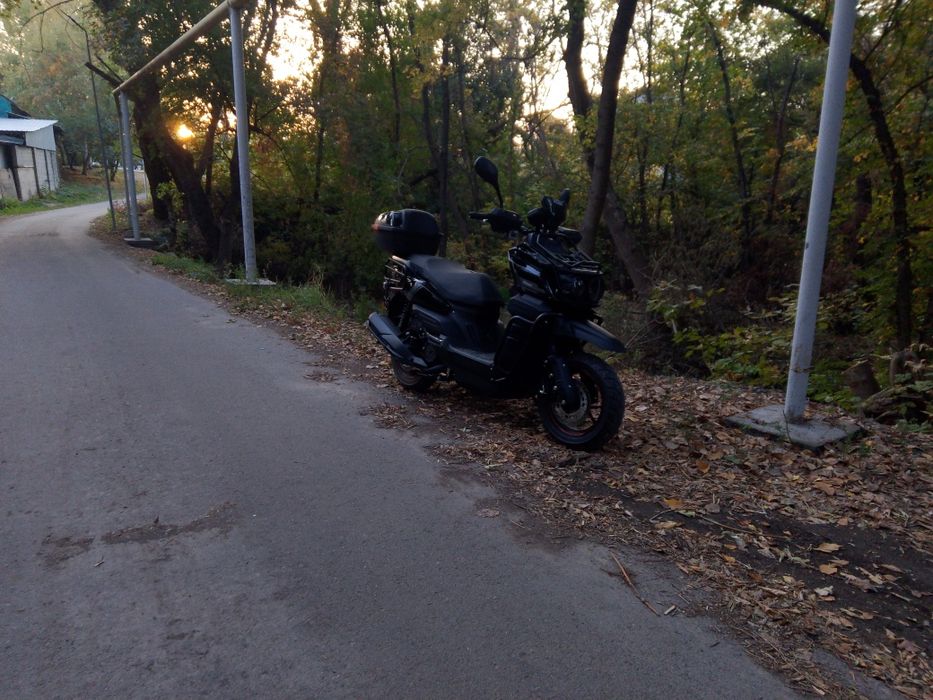 Продаю на ходу новый