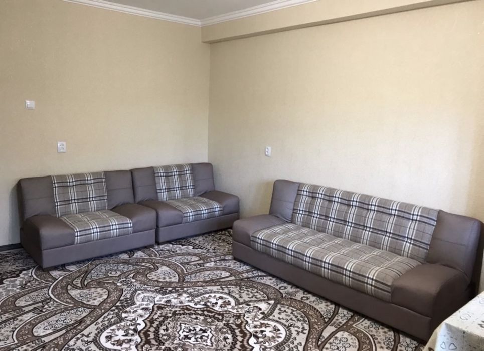 Юнусабад 8 квартал 1в2 комнатная