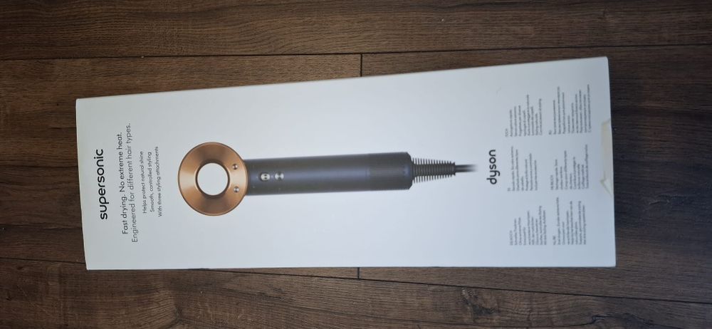 Dyson supersonic сешоар нов, оригинал, запечатан