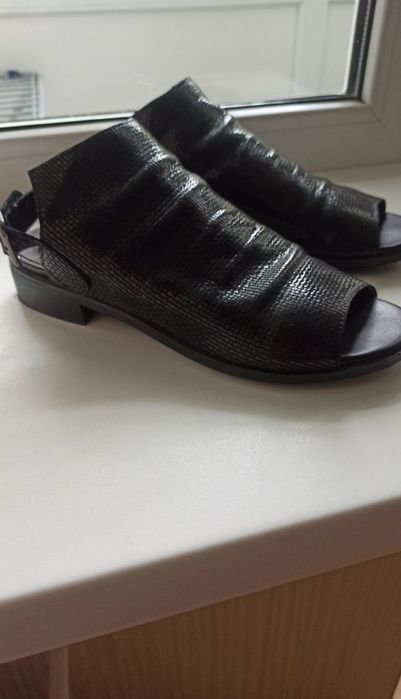 Кожаные молодежные тяги