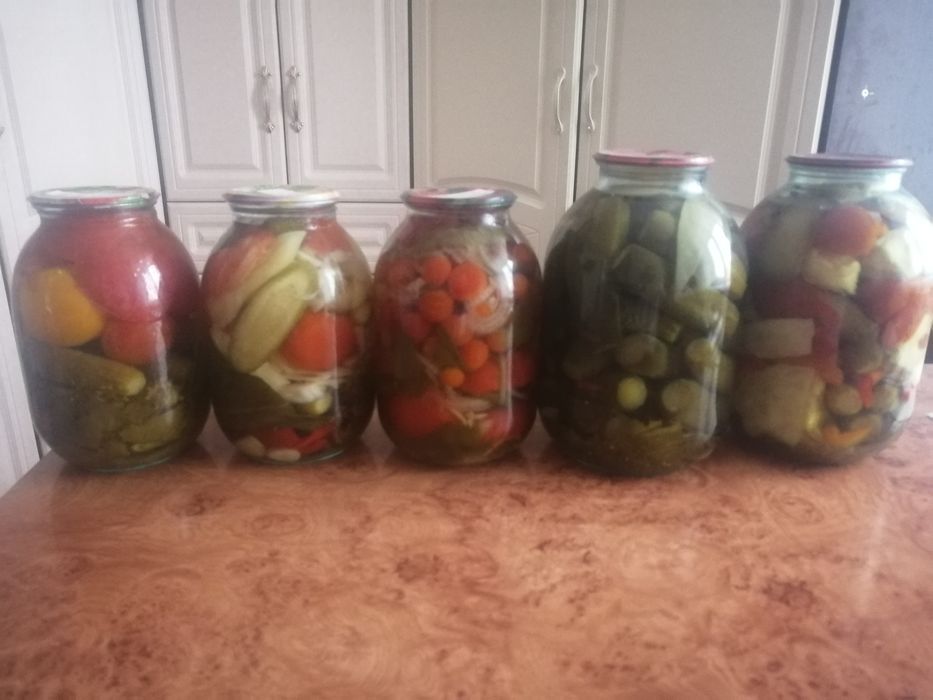 Огурцы, огород, варенье яблоки, груша