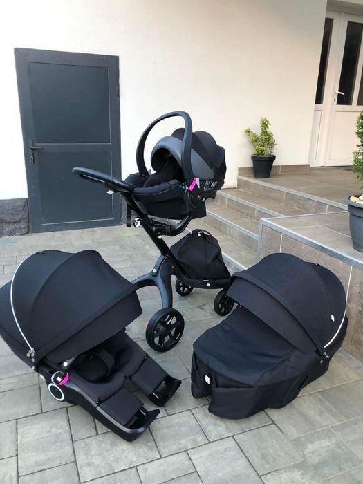 Cărucior Stokke Xplory V6 3 în 1 – stare foarte bună
