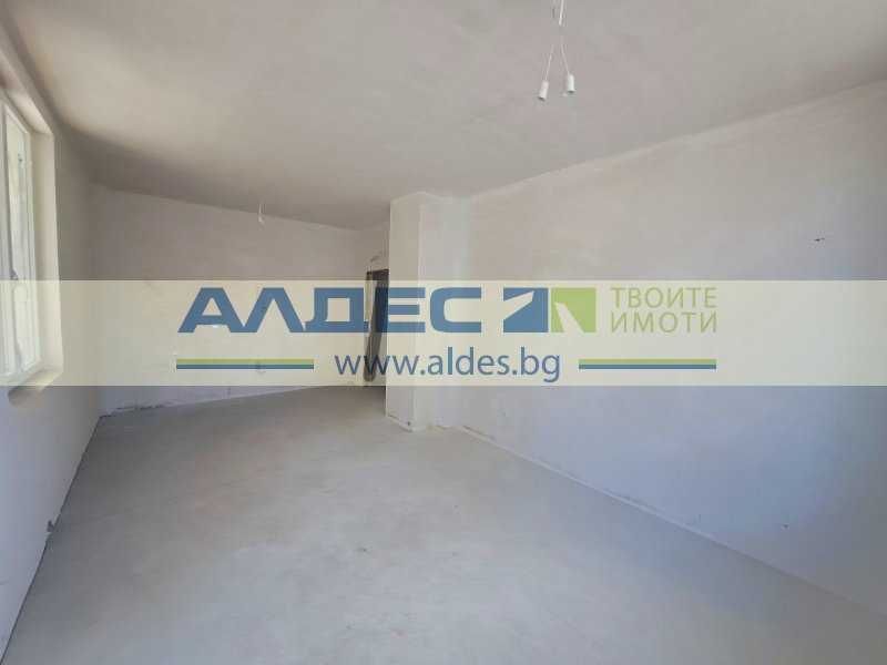 Чисто нов тристаен ап. с Акт 16 в Дървеница!