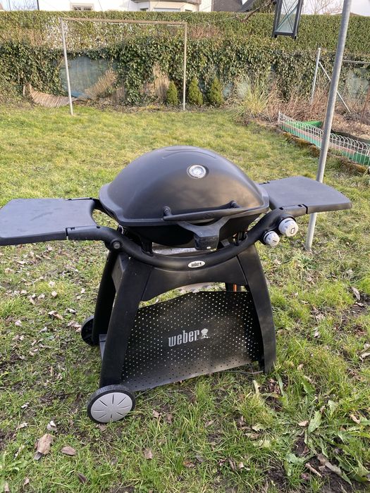 Weber 6 kw газово  барбекю.