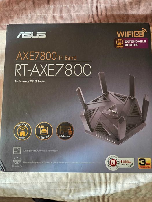Продавам рутер ASUS AXE7800 TRI BAND