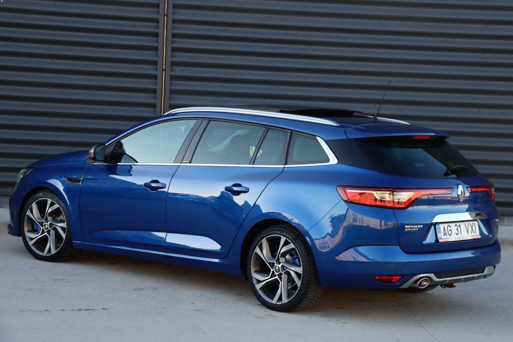 Renault Megane IV GT, Automată, Trapă, Rate Fixe