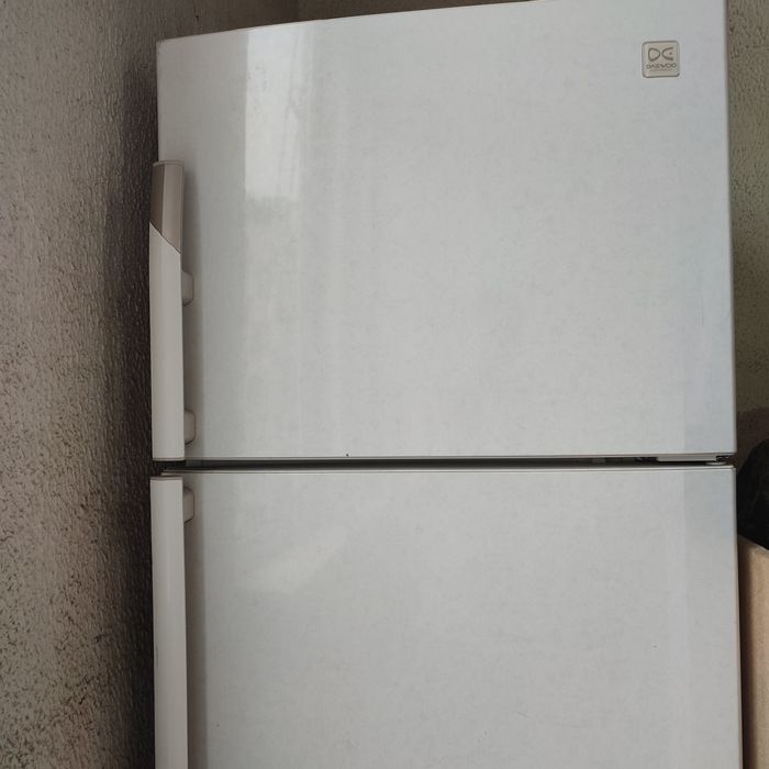 Холодильник бу рабочем состояние