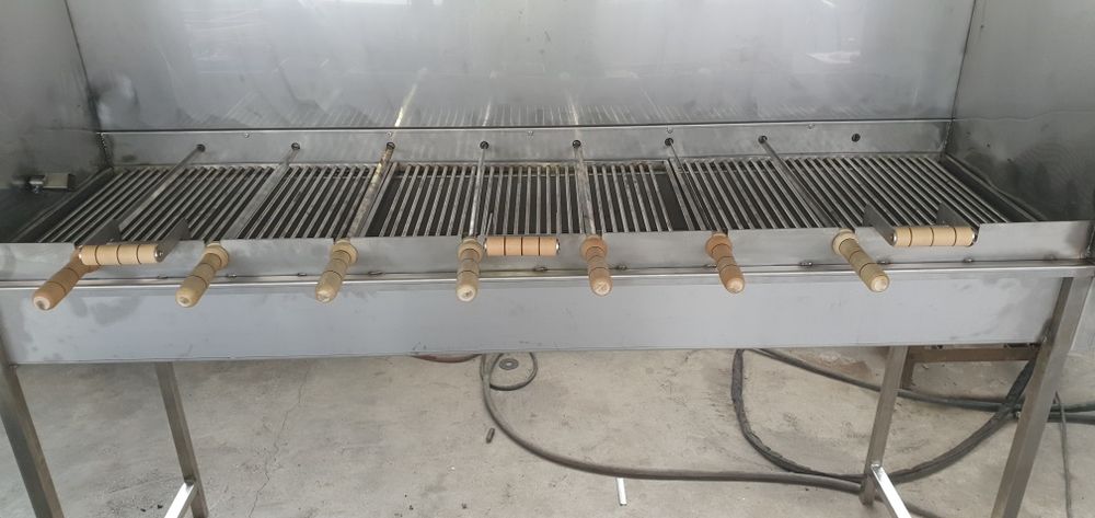 Грил комбиниран за пилета и чеверме