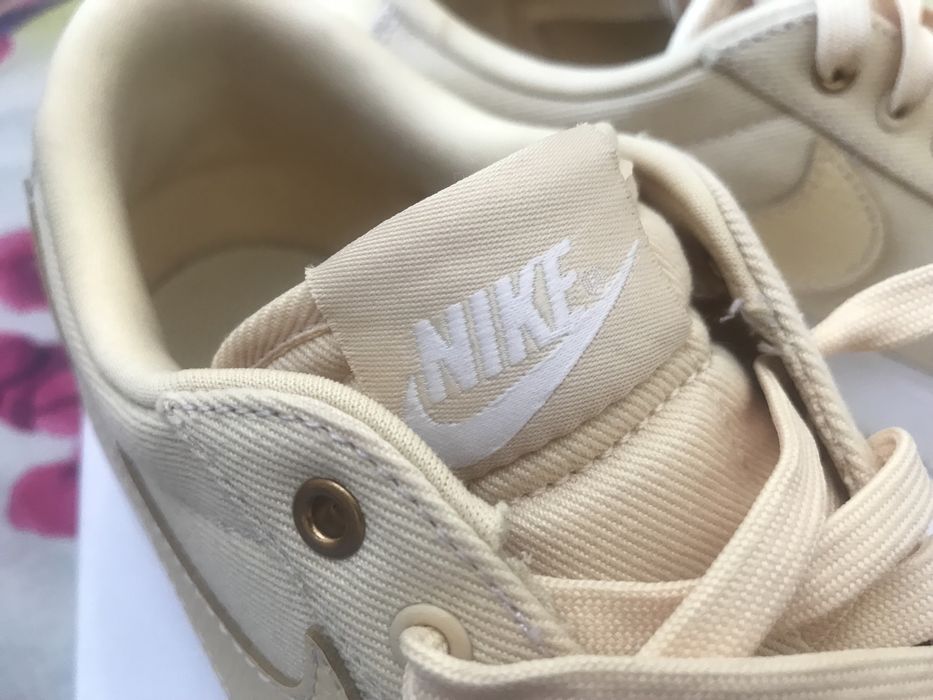 Кроссовки Nike 39 размер 20000₸