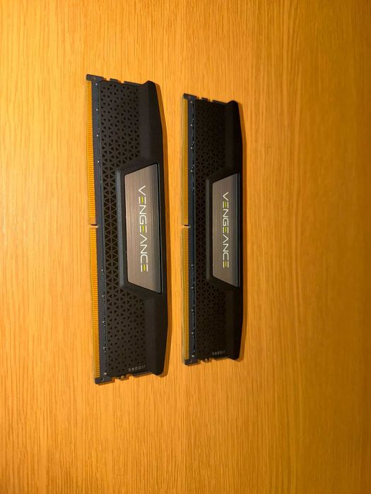 Memorie Corsair Vengeance 64GB DDR5 5600MHz CL40 Dual Channel Kit