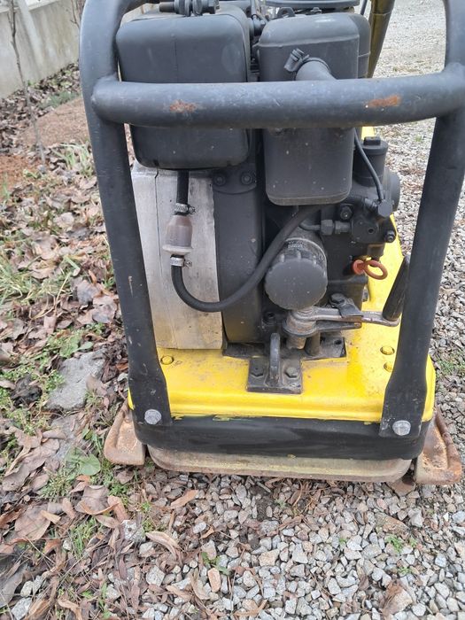 Placa compactoare talpa vibranta mai Cilindru  compactor tasator tasat