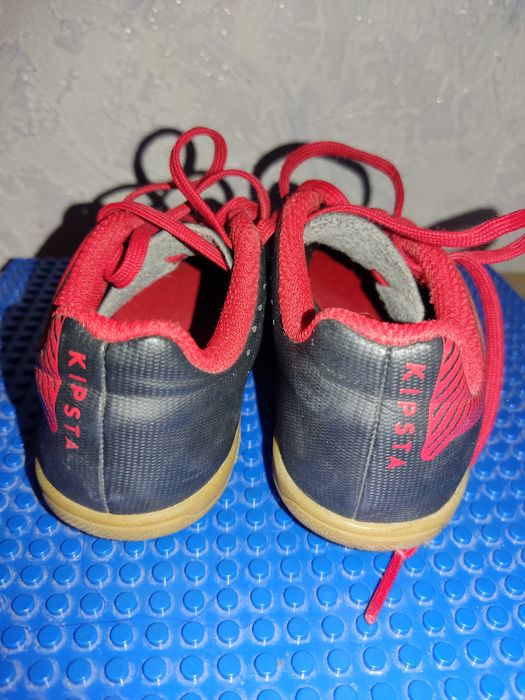 Бутсы футбольные