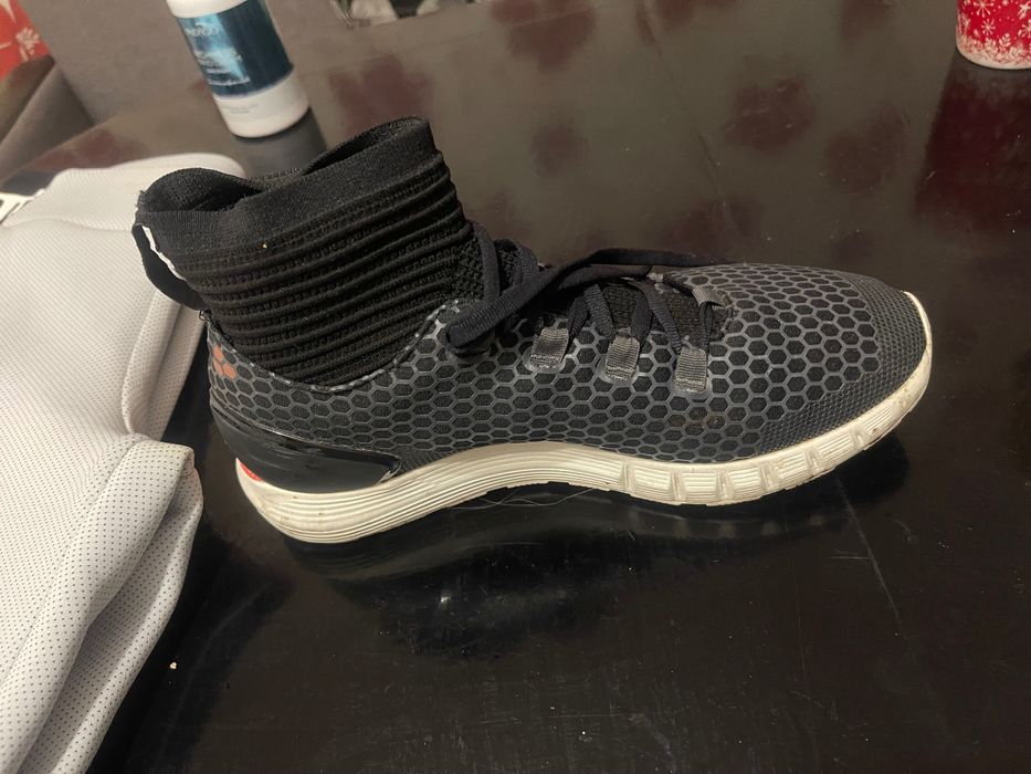 Дамски маратонки under