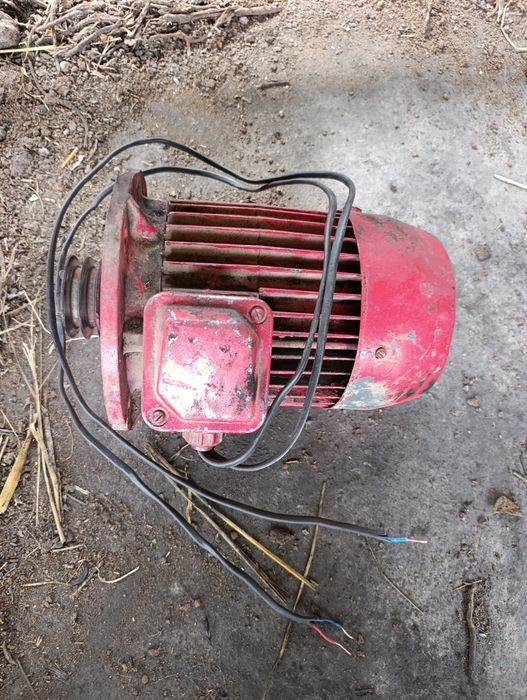 Электродвигатель сотилади 3 КВ