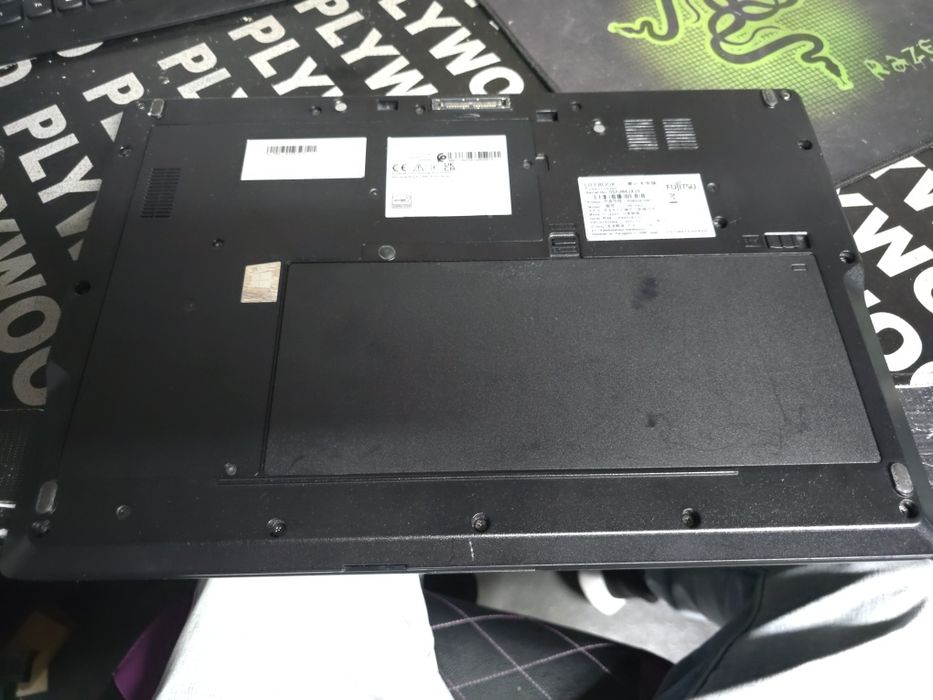 Лаптоп Fujitsu lifebook e5511 Limited