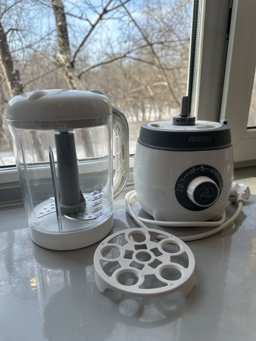 Продается пароварка-блендер Manu
