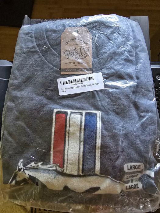 Tricou SI sapca Mustang noi marime L