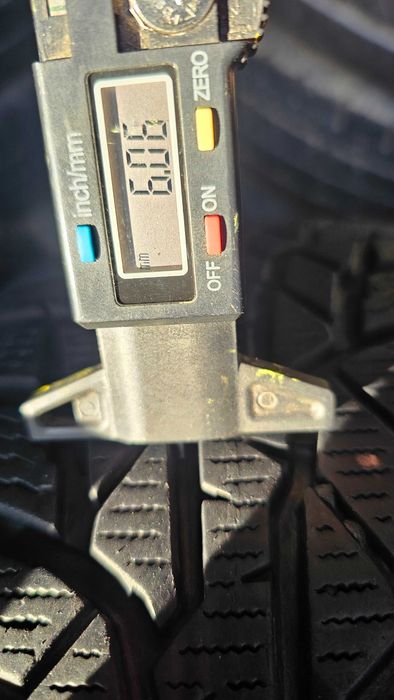 anvelope 205/60/16 SEMPERIT si NOKIAN iarna