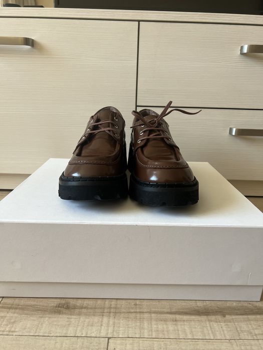 By Far лоуфъри от естествен кожа