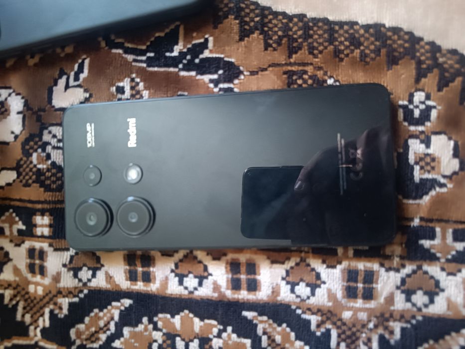 Продам телефон redmi note 13