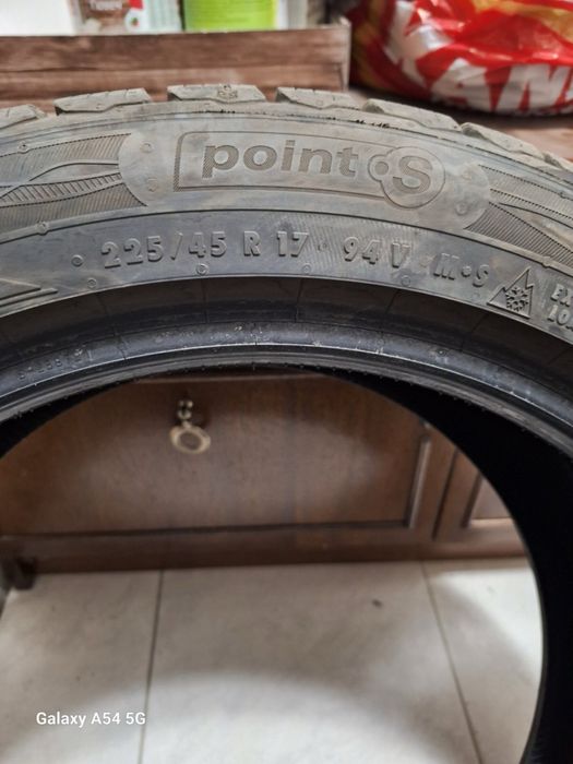 4бр Зимни гуми Point S 225/45/17"
