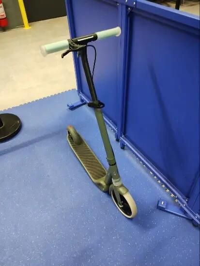 Trotinetă M900 Verde kaki și albastru - produs resigilat Decathlon
