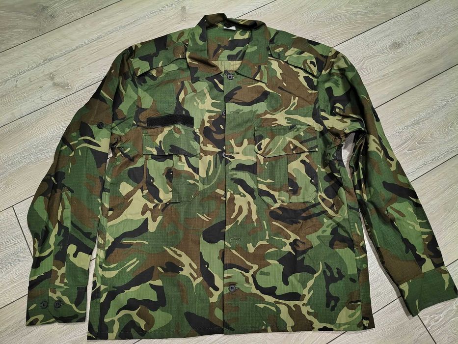 Камуфлажни дрехи