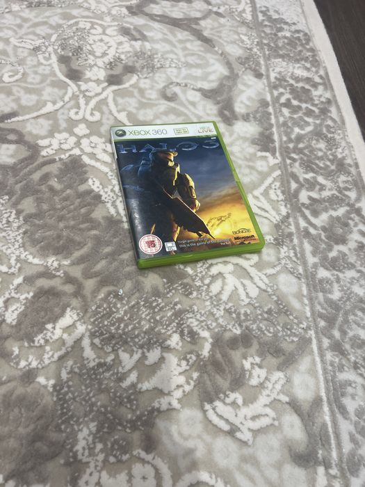 Vând jocuri xbox 360(Assassin’s creed,Halo 4,Halo 3)