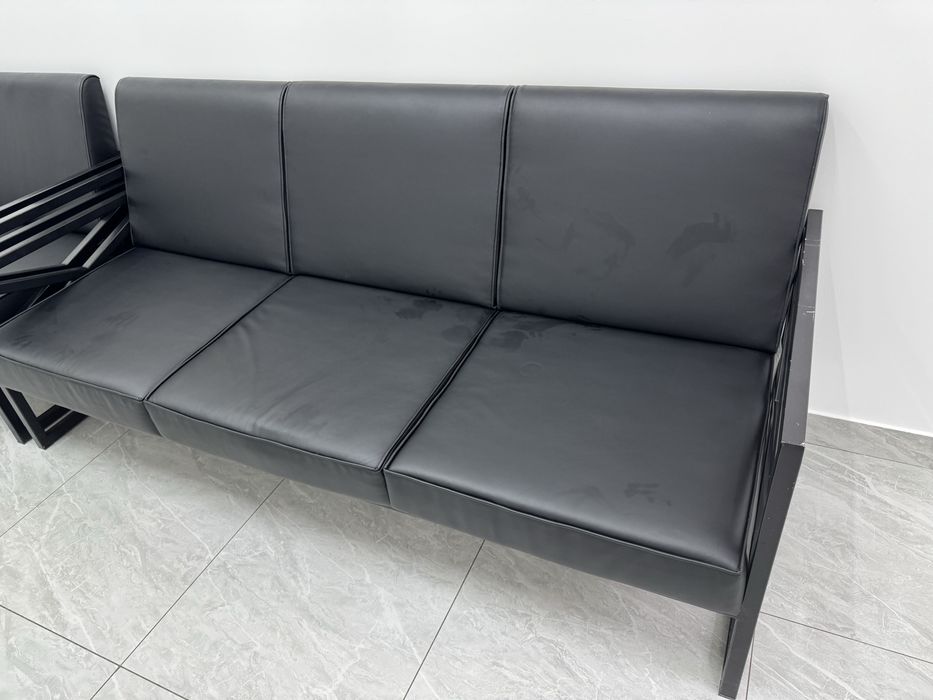 Продам офисный диван