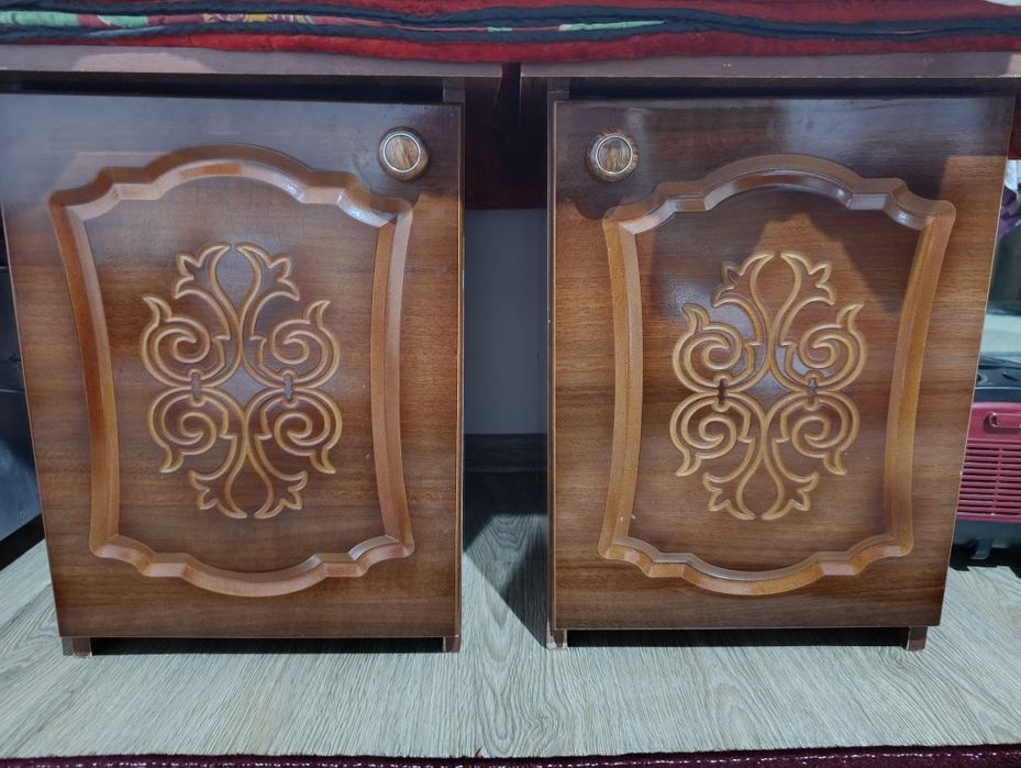 Katta o‘yma naqshli klassik mebel shkaf zo‘r holatda sotiladi arzon!!!