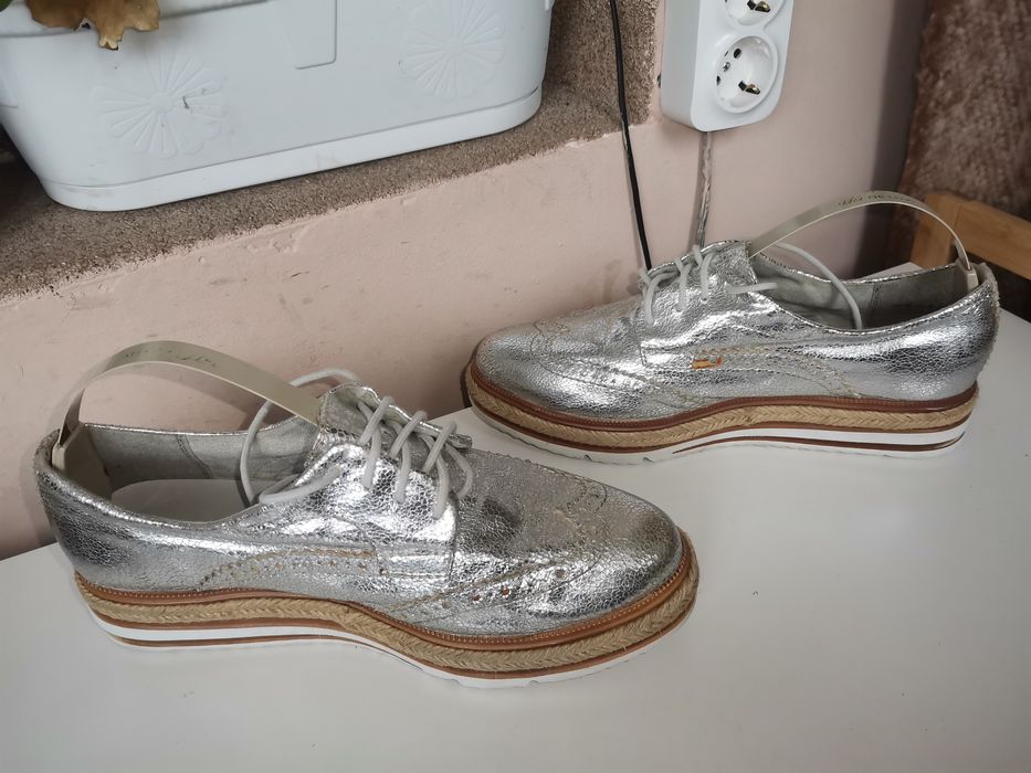 Сребристи Обувки Tamaris 38н.