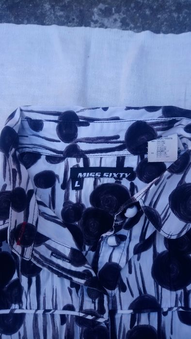 Тънки Дaмски ризи