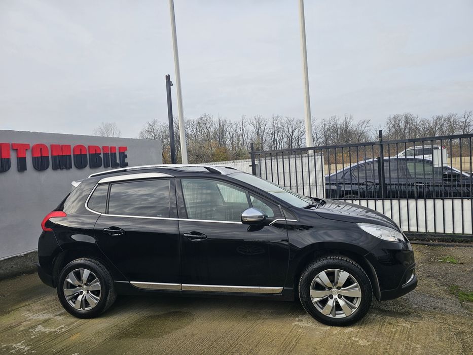 Peugeot 2008  1.2 VTi  Allure