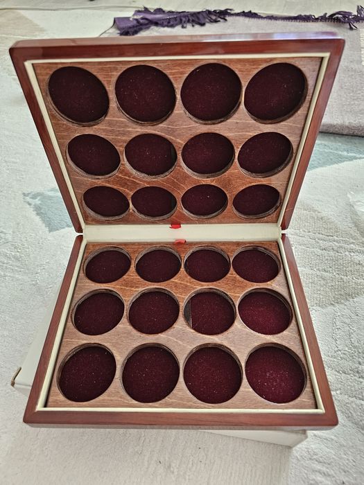 Футляр для монет