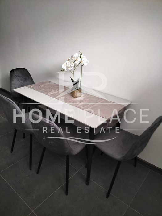 Дава се под наем Едностаен апартамент в Варна, Център - 22 кв.м за 277.95 € - Снимка #1